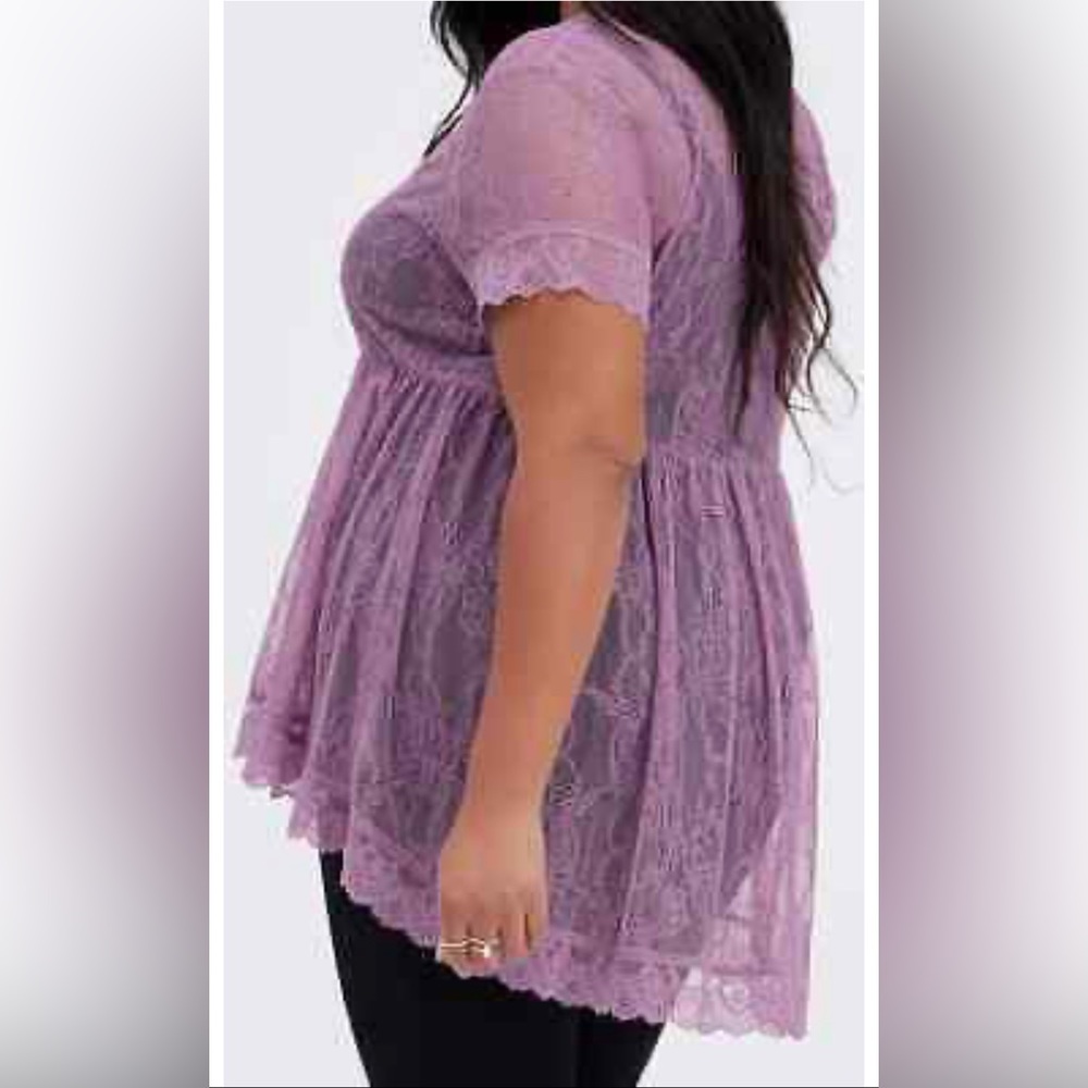 Shirt sleeve v-neck lace babydoll